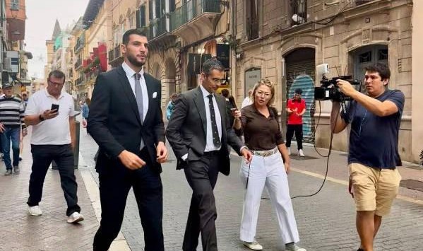 九游体育首页入口-拉法-米尔否认强奸指控，称当天发生关系的两名女性互相吃醋